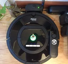 Robot hút bụi Roomba