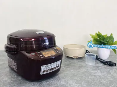 Nồi áp suất điện Zojirushi EL-MB30