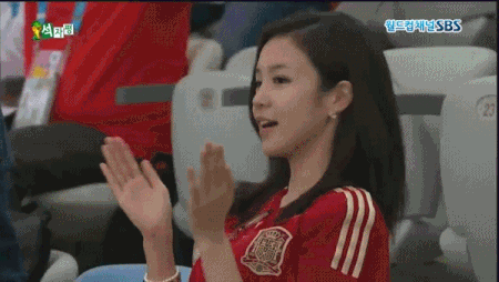 jang-ye-won-korea-world-cup-2014-fan-congnghenhat-450x254.gif