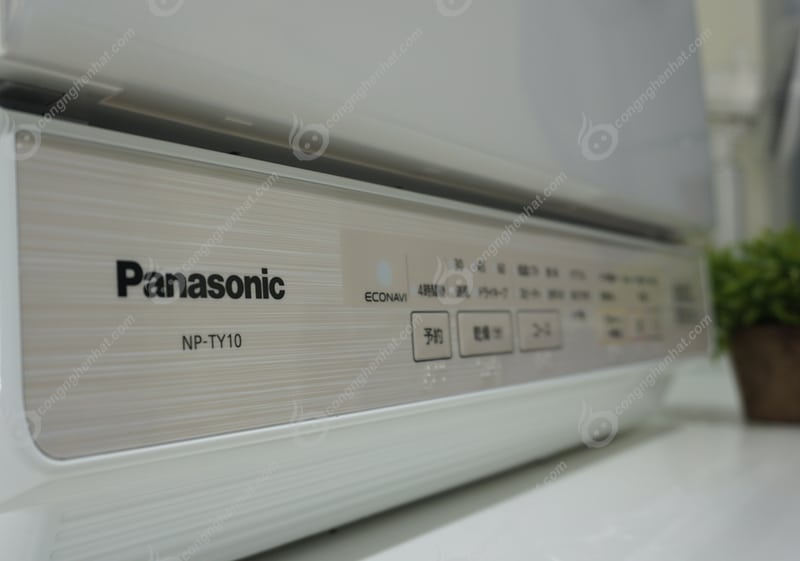 Máy rửa bát Panasonic NP-TY10