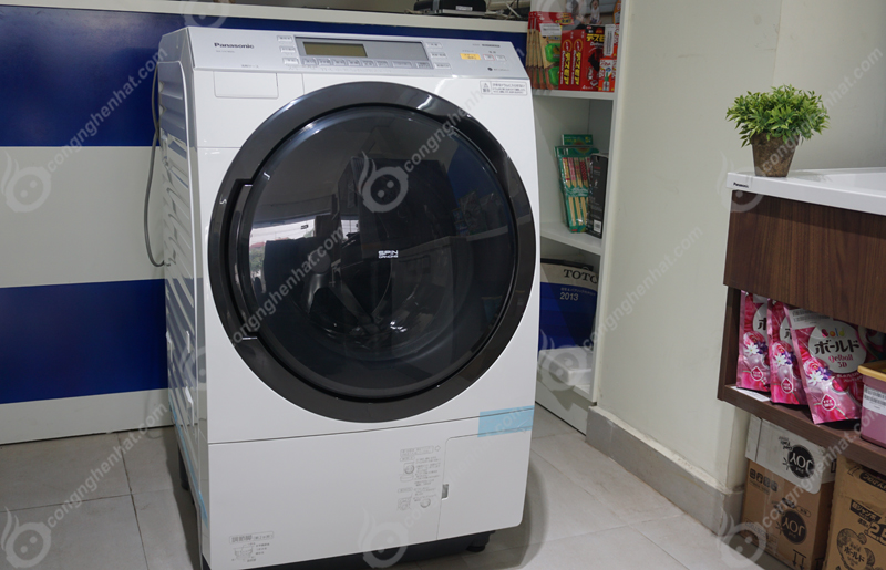 máy giặt Panasonic lồng nghiêng