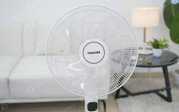 Quạt điện Toshiba F-LSD10(W)VN
