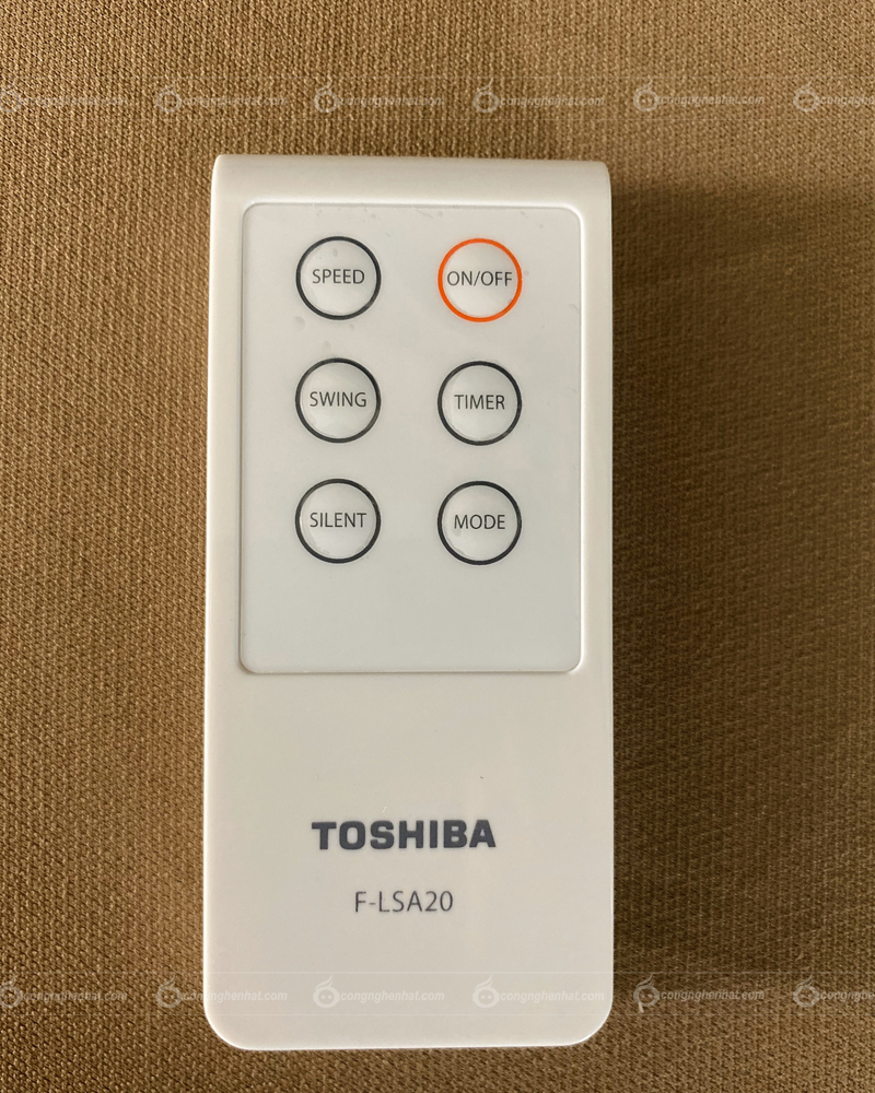 Quạt điện Toshiba F-LSA20VN