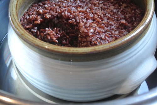 Muốn nấu cơm gạo lứt cần dùng nồi cơm nào?