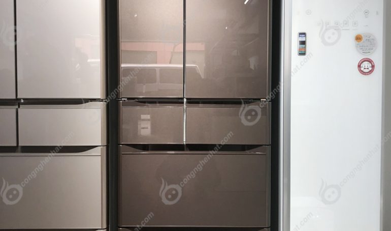 Tủ lạnh Hitachi R-XG56J – 3 phiên bản màu cho căn bếp rực rỡ