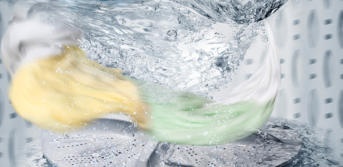 Mùa mưa lạnh giặt quần áo với nước nóng có tác dụng gì?