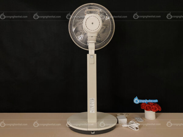 Quạt điện Panasonic F-CT339-N