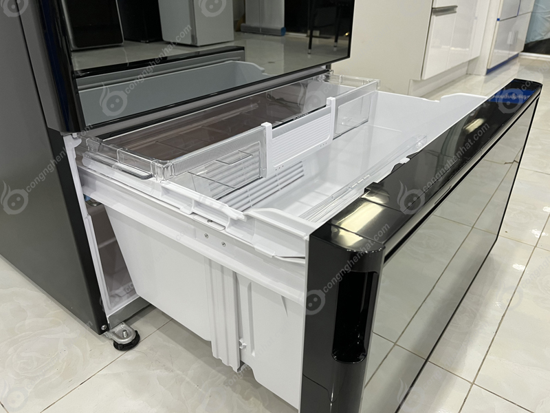 Tủ lạnh Hitachi R-WXC62N-X