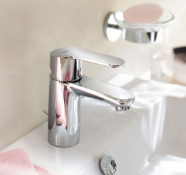 5 nguyên nhân khiến thiết bị vệ sinh nhà bạn dễ hư hỏng, ố màu