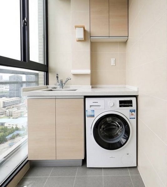 Đặt lên bàn cân: dùng máy giặt sấy hay máy giặt, máy sấy?