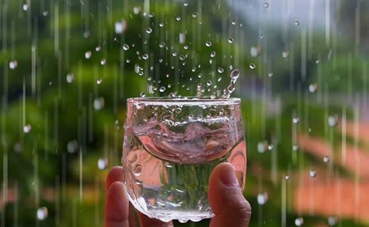 Vì sao dùng nước mưa sinh hoạt vẫn cần máy lọc nước?