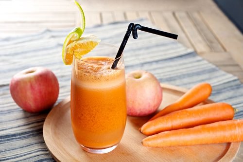 5 cách dùng táo để ép nước hoa quả cho mùa hè