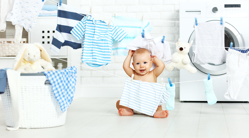 3 chú ý cực cần thiết khi giặt máy quần áo của trẻ