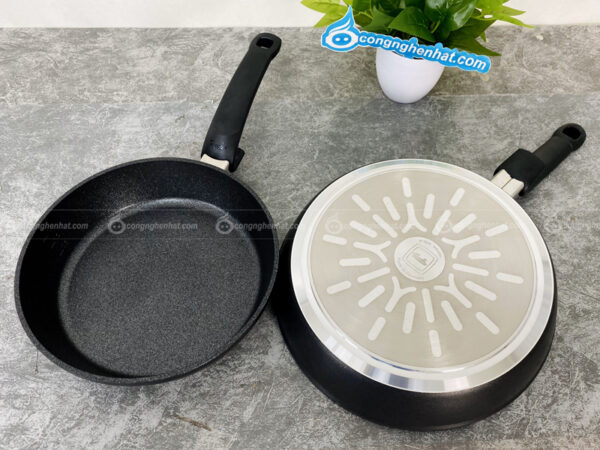 Set 2 chảo chống dính Fissler Adamant Comfort 24/28cm