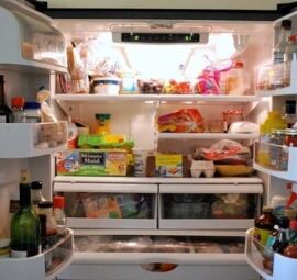 Có nên bảo quản bánh kẹo trong tủ lạnh không?