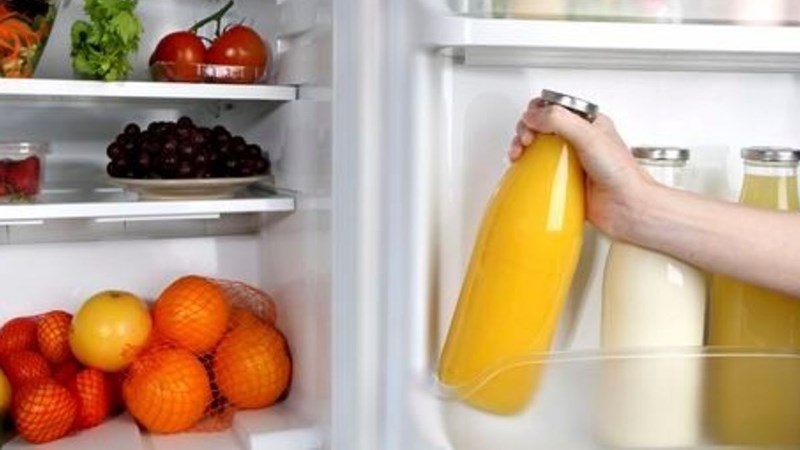 Ướp lạnh nước trái cây trong tủ lạnh nên lưu ý