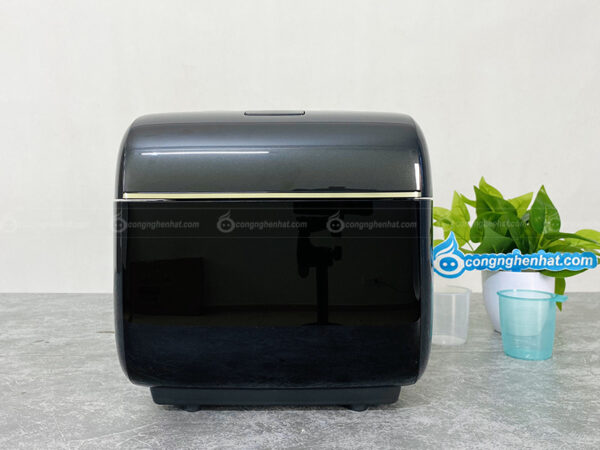 Nồi cơm điện cao tần Zojirushi NW-LB18-BZ