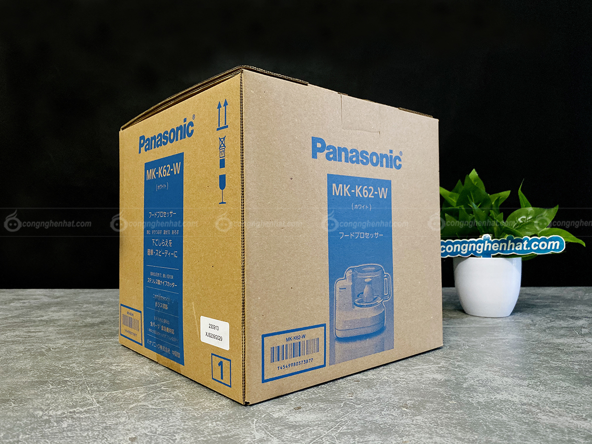 Máy xay thịt Panasonic MK-K62-W