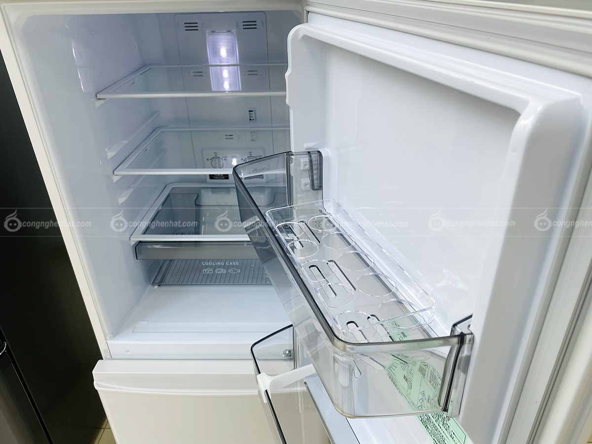 Tủ lạnh Mitsubishi MR-P15J-W