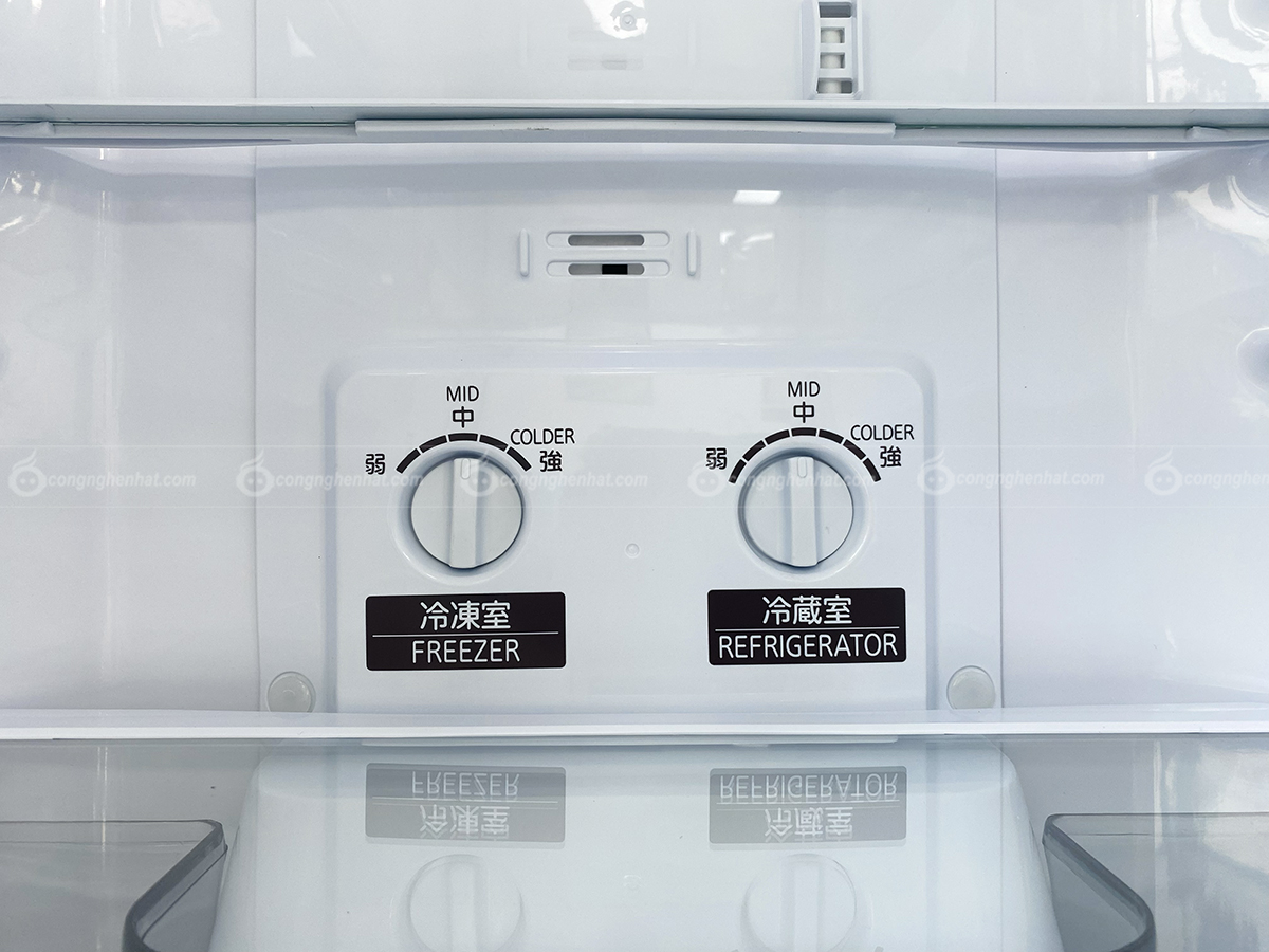 Tủ lạnh Mitsubishi MR-P15J-W