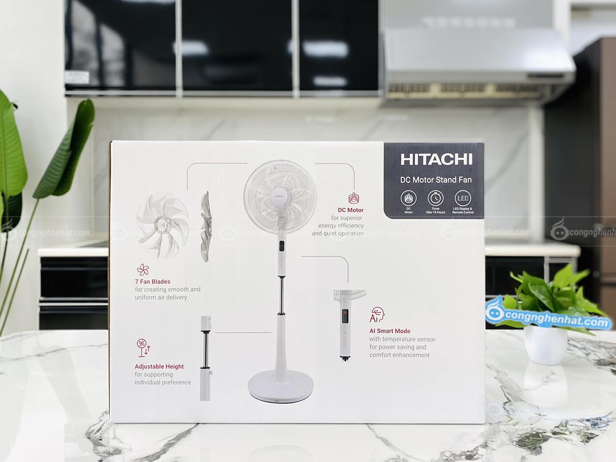 Quạt điện Hitachi LF-D6RC(GM)