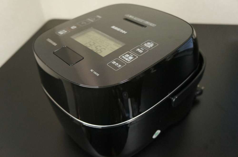 So sánh nồi cao tần Panasonic và nồi cơm cao tần Toshiba So sánh nồi cao tần Panasonic