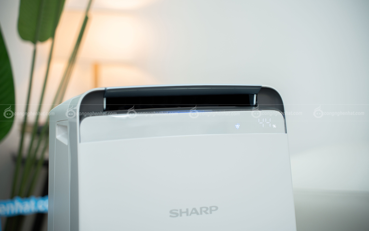 Máy lọc không khí và hút ẩm Sharp DW-J20FV-W 20L nước /ngày Máy lọc không khí và hút ẩm Sharp DW-J20FV-W
