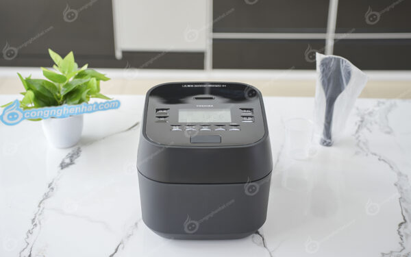 Nồi cơm điện cao tần Toshiba RC-10HGW
