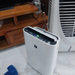 Thu Trang đánh giá Máy lọc không khí tạo ẩm Sharp KC-S50-W