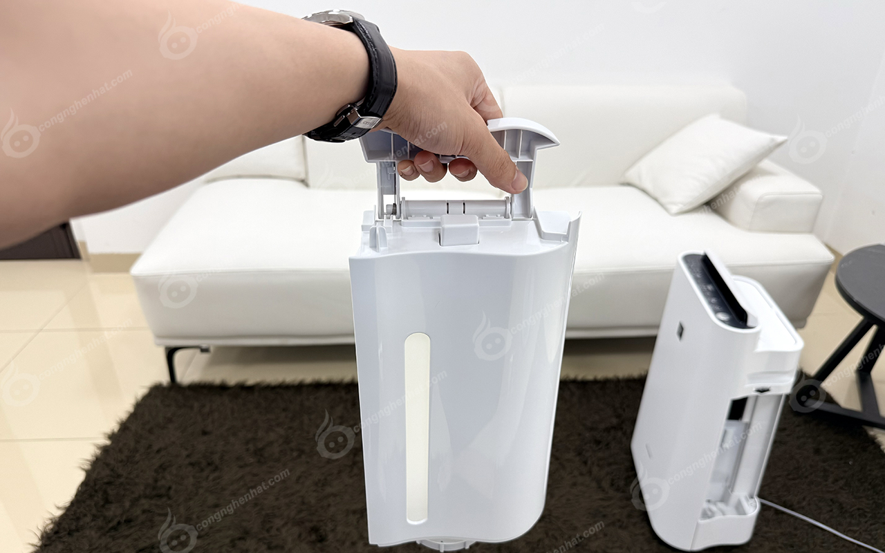Đánh giá máy lọc không khí Sharp KC-T50-W