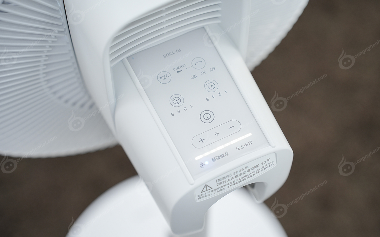 Quạt điện Sharp PJ-T3DS-W tạo ion Plasma Quạt điện Sharp PJ-T3DS-W