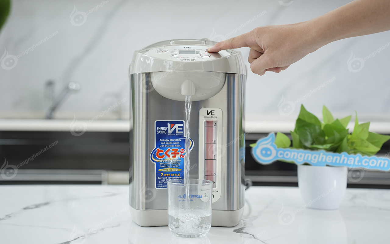 Bình thủy điện Tiger PVW-B30W