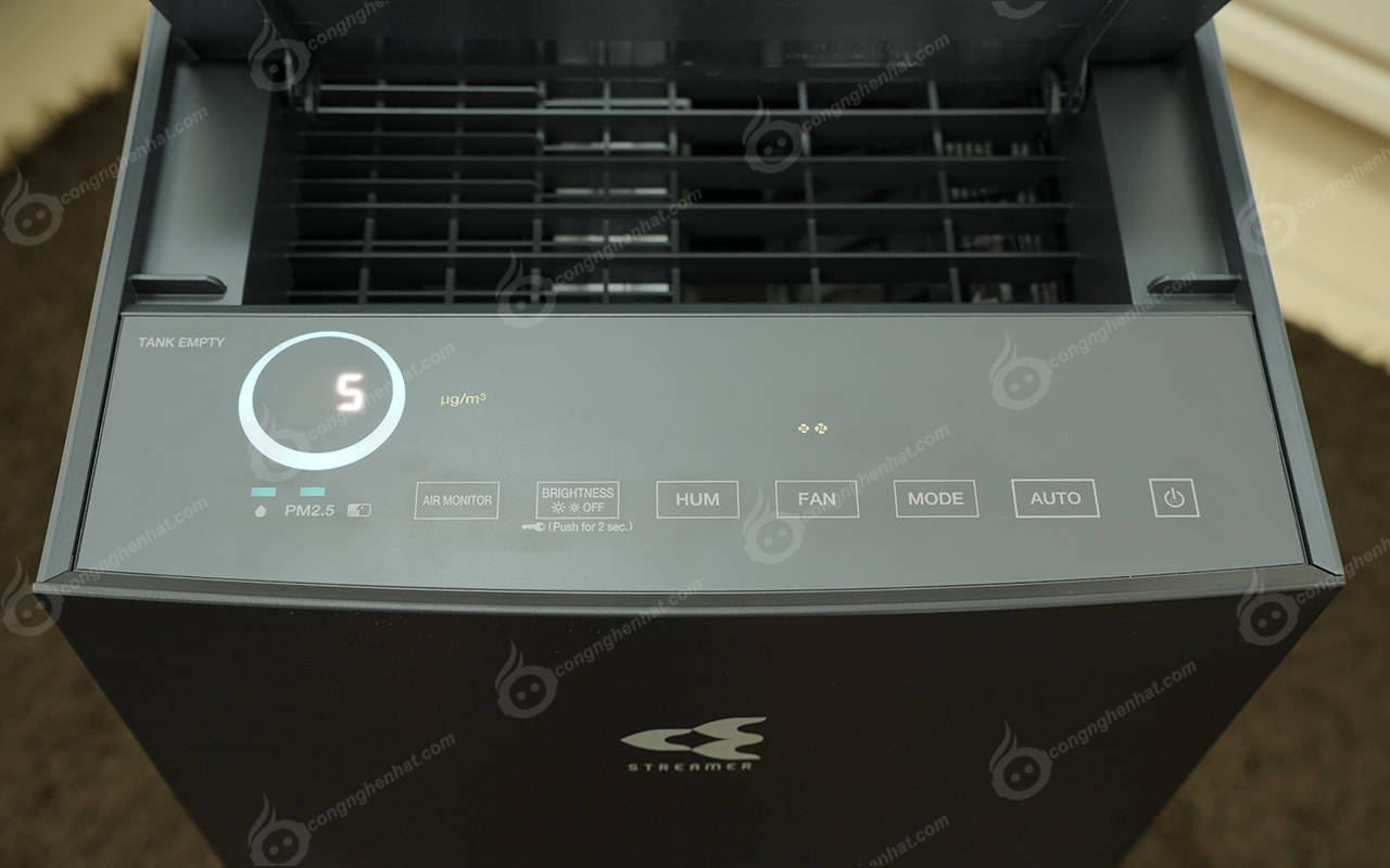 So sánh daikin mck70zvm7 và daikin ack705a